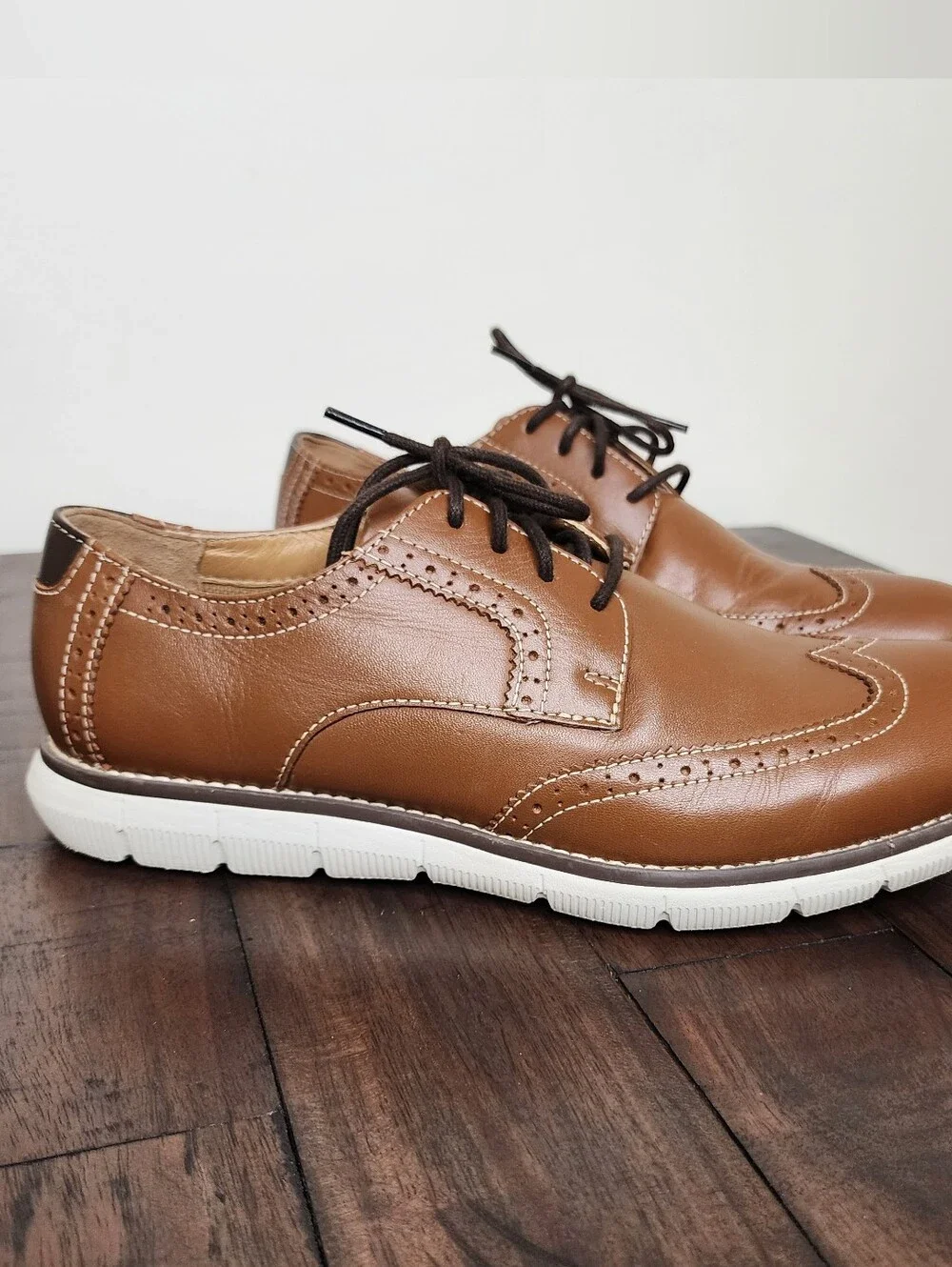 Johnston & Murphy Boys Brown Leather Wingtip Oxford BK Holden Dress Shoes Sz6